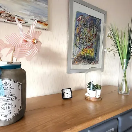 Apartment Cosy Proche Avec Balcon - Fr-1-92-822